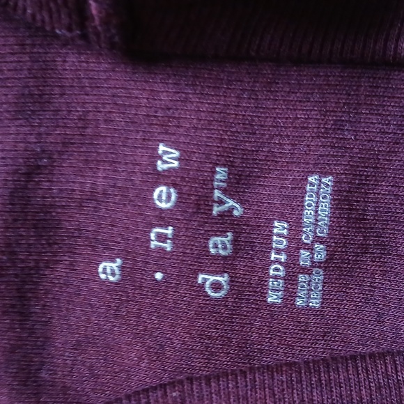 A New Day Ribbed Tank Set of Four ■ Size M Jewel Tones - Picture 6 of 7